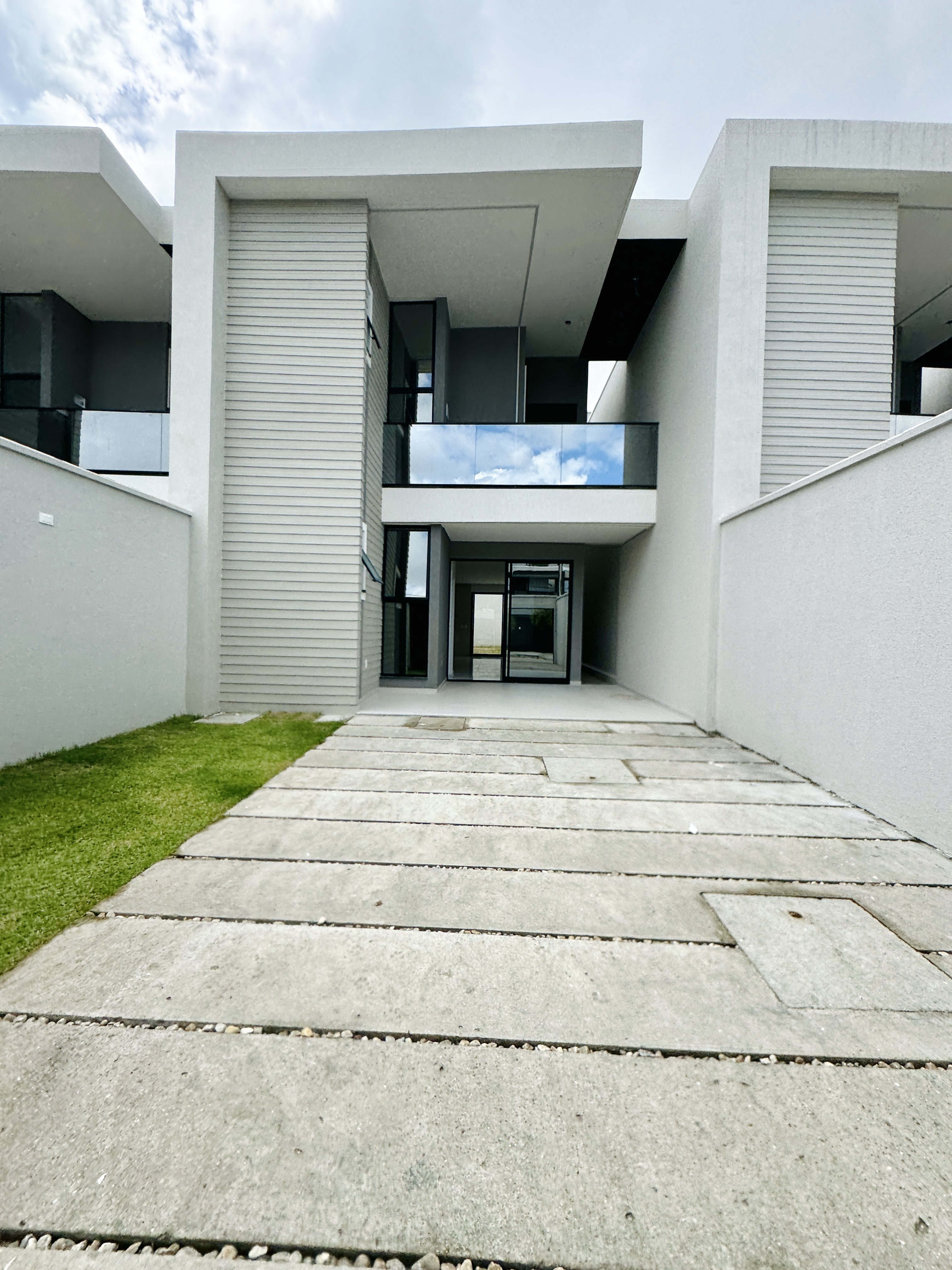 Casa à venda com 4 quartos, 4 suítes, 3 vagas e 152m² no Tamatanduba, Eusébio (CE) — foto 3 de 20