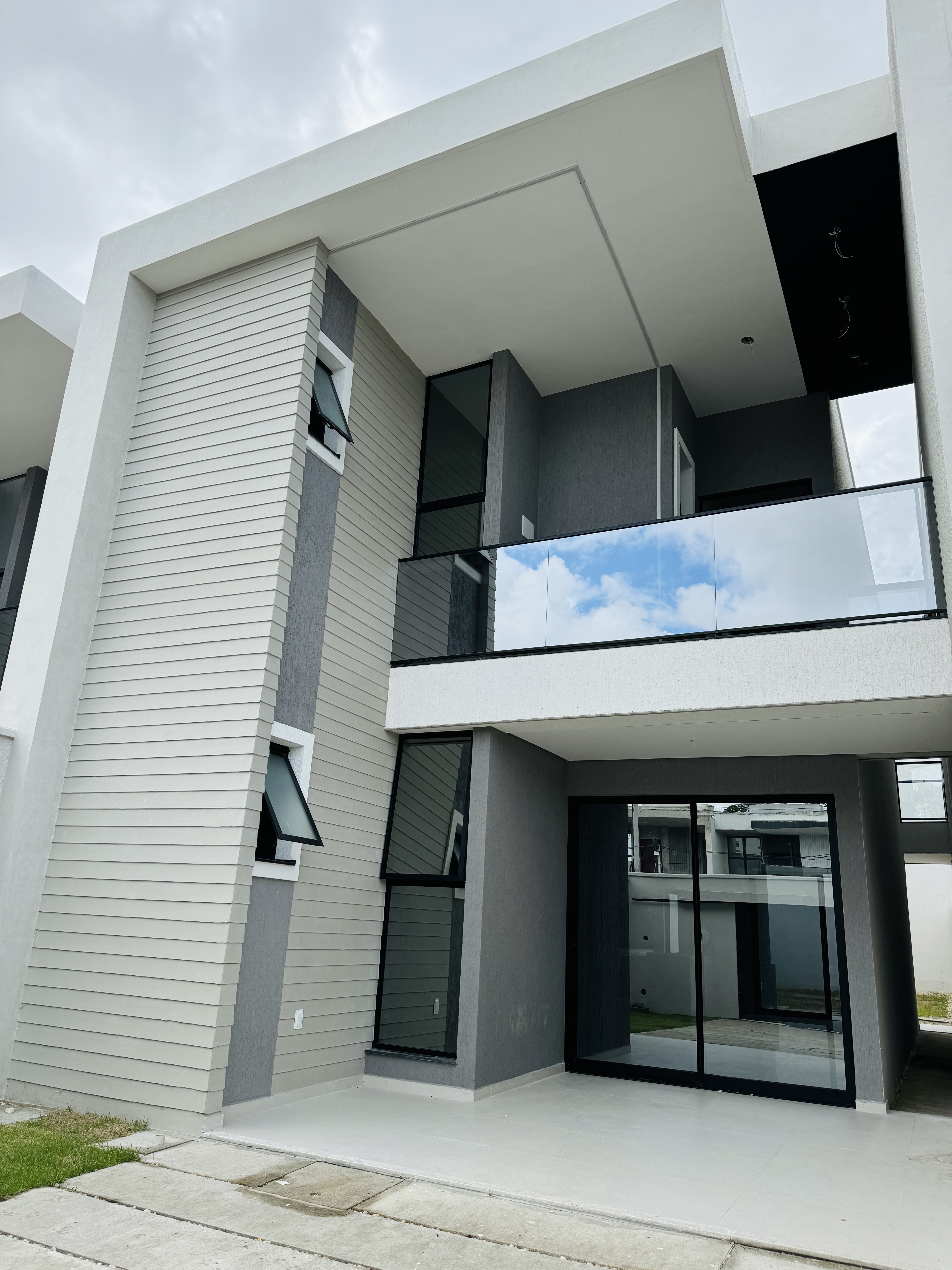 Casa à venda com 4 quartos, 4 suítes, 3 vagas e 152m² no Tamatanduba, Eusébio (CE) — foto 5 de 20