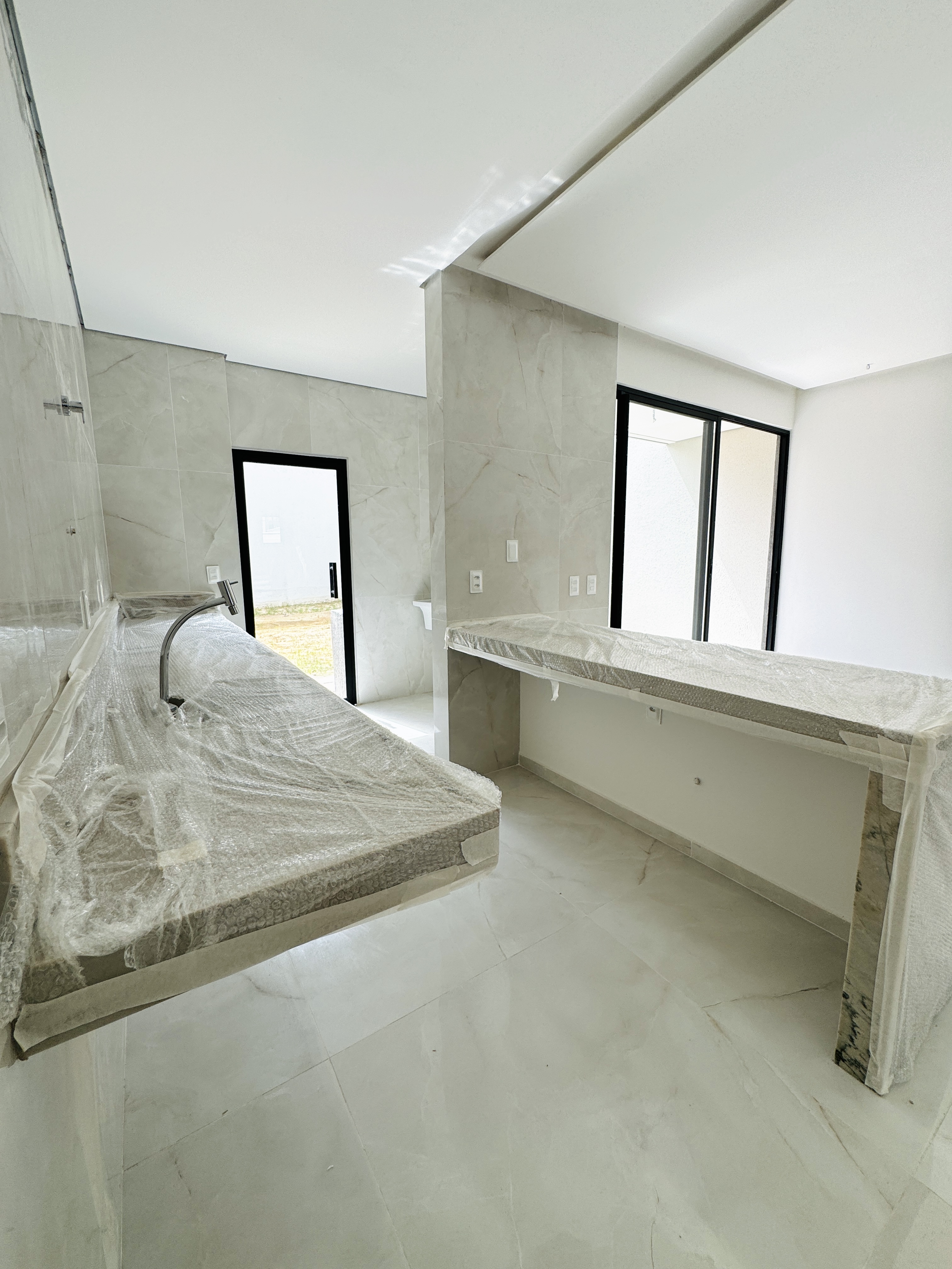 Casa à venda com 4 quartos, 4 suítes, 3 vagas e 152m² no Tamatanduba, Eusébio (CE) — foto 14 de 20