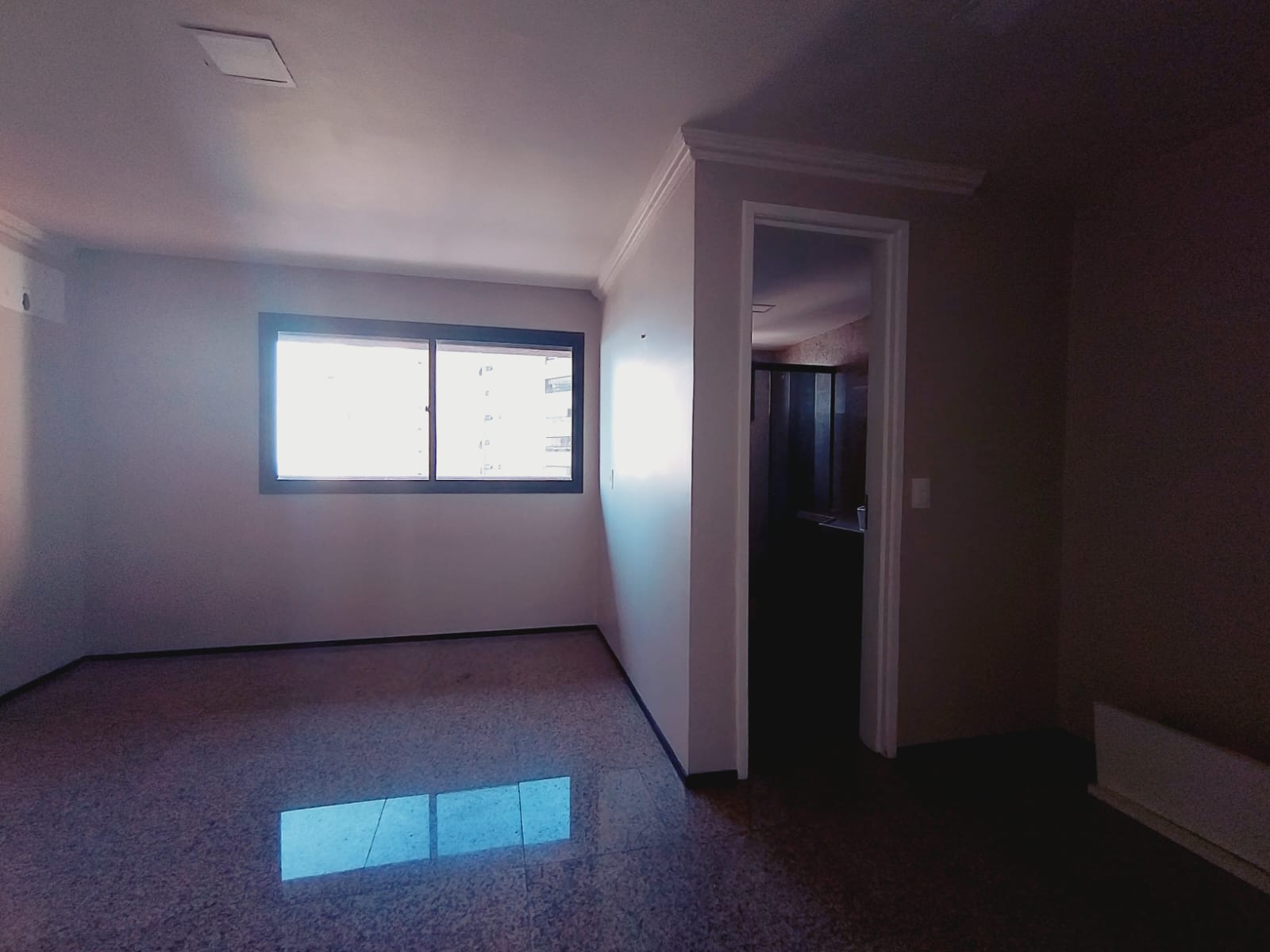 Apartamento à venda com 4 quartos, 4 suítes, 4 vagas e 330m² no Meireles, Fortaleza (CE) — foto 11 de 30