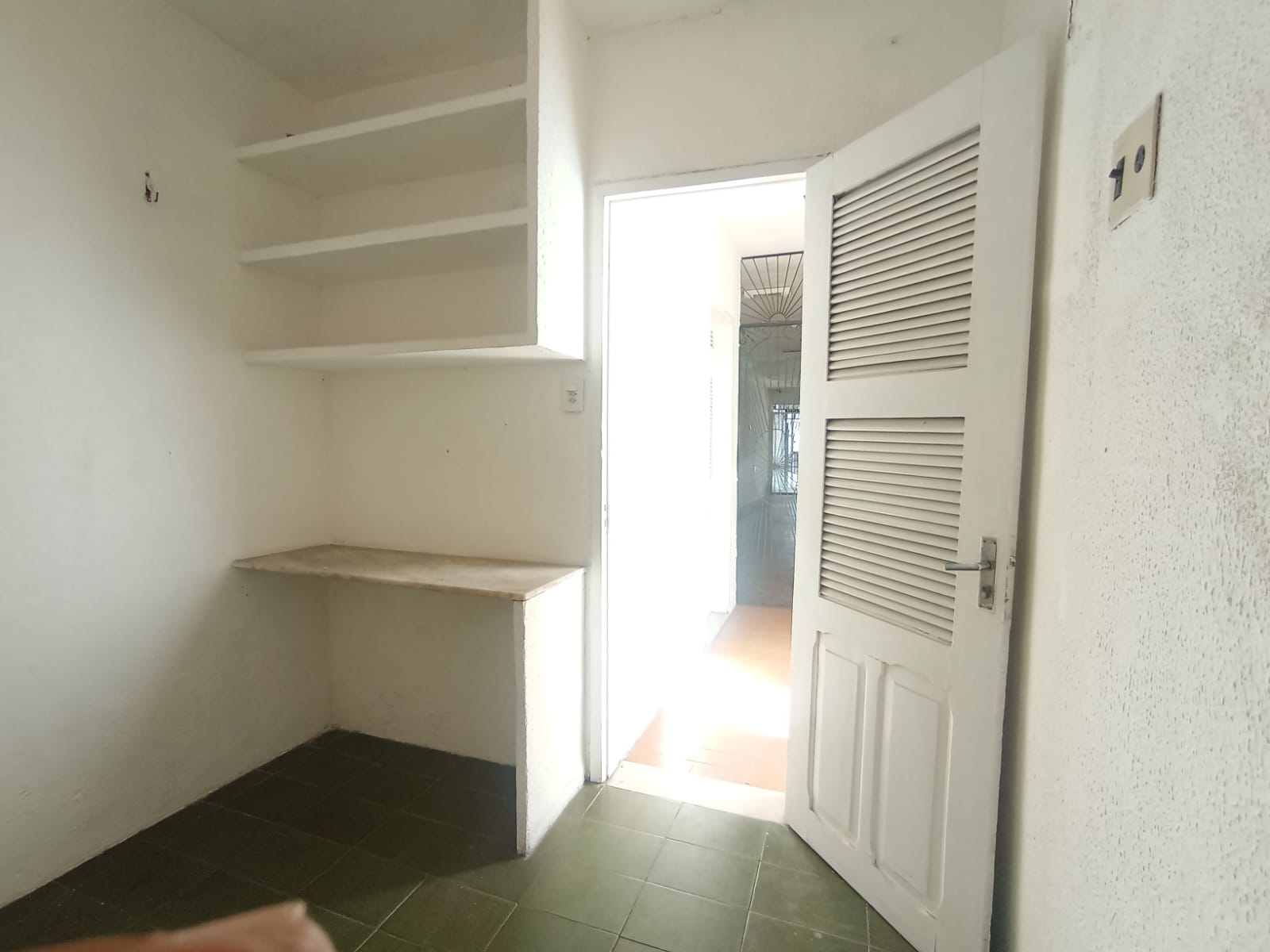 Casa à venda com 3 quartos, 1 suíte, 2 vagas e 180m² no Montese, Fortaleza (CE) — foto 13 de 13